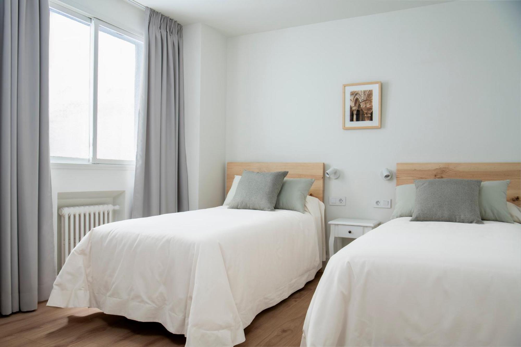 Magno Apartments Principe Séville Extérieur photo